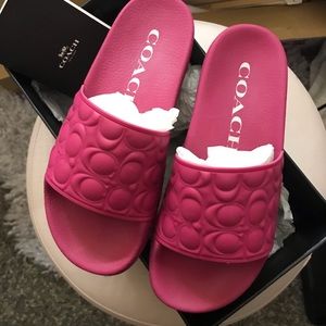 WOMENS COACH QUILTED SLIDES/SANDALS